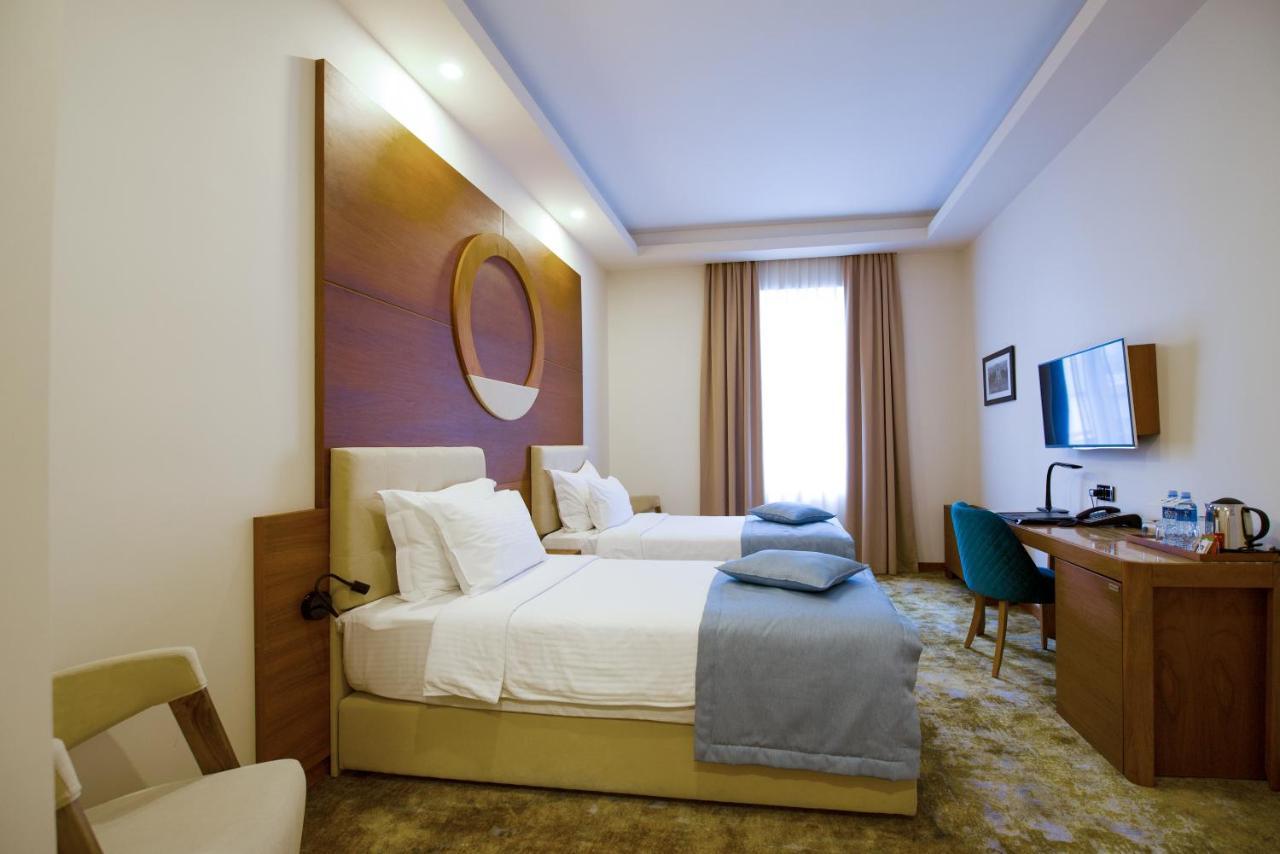Hotel City Savoy Belgrade Exterior photo